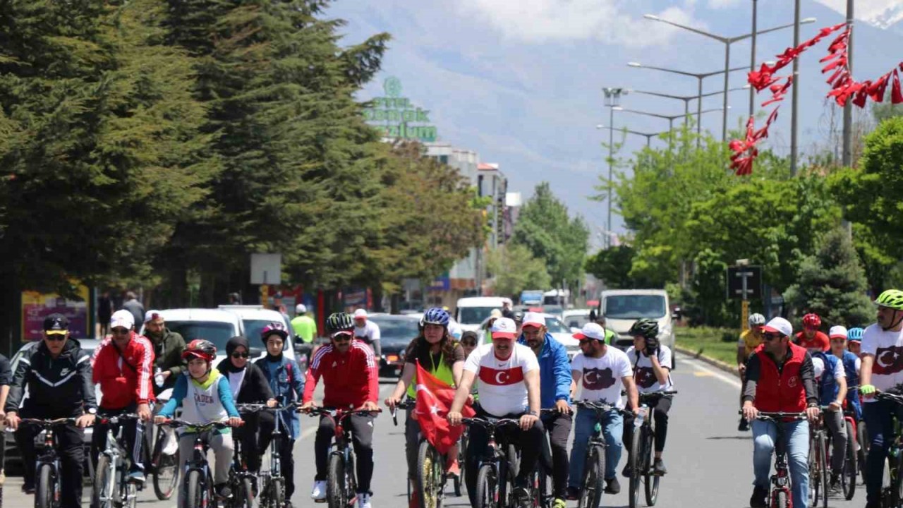Erzincan’da bisiklet turu