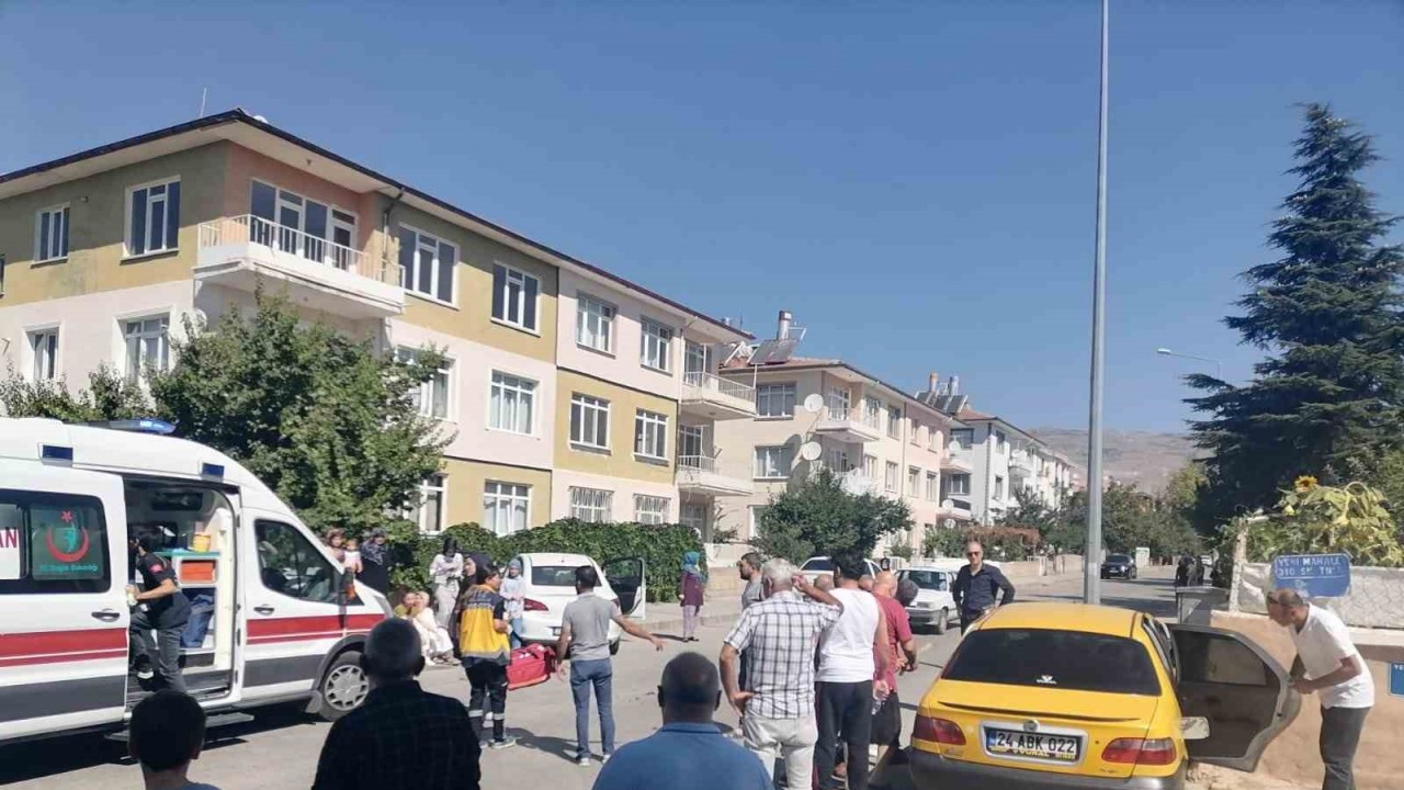 Erzincan’da trafik kazasında 3 kişi yaralandı