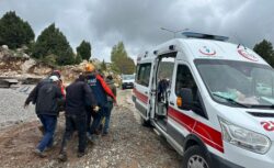 Erzincan’da inşaattan düşen işçi yaralandı