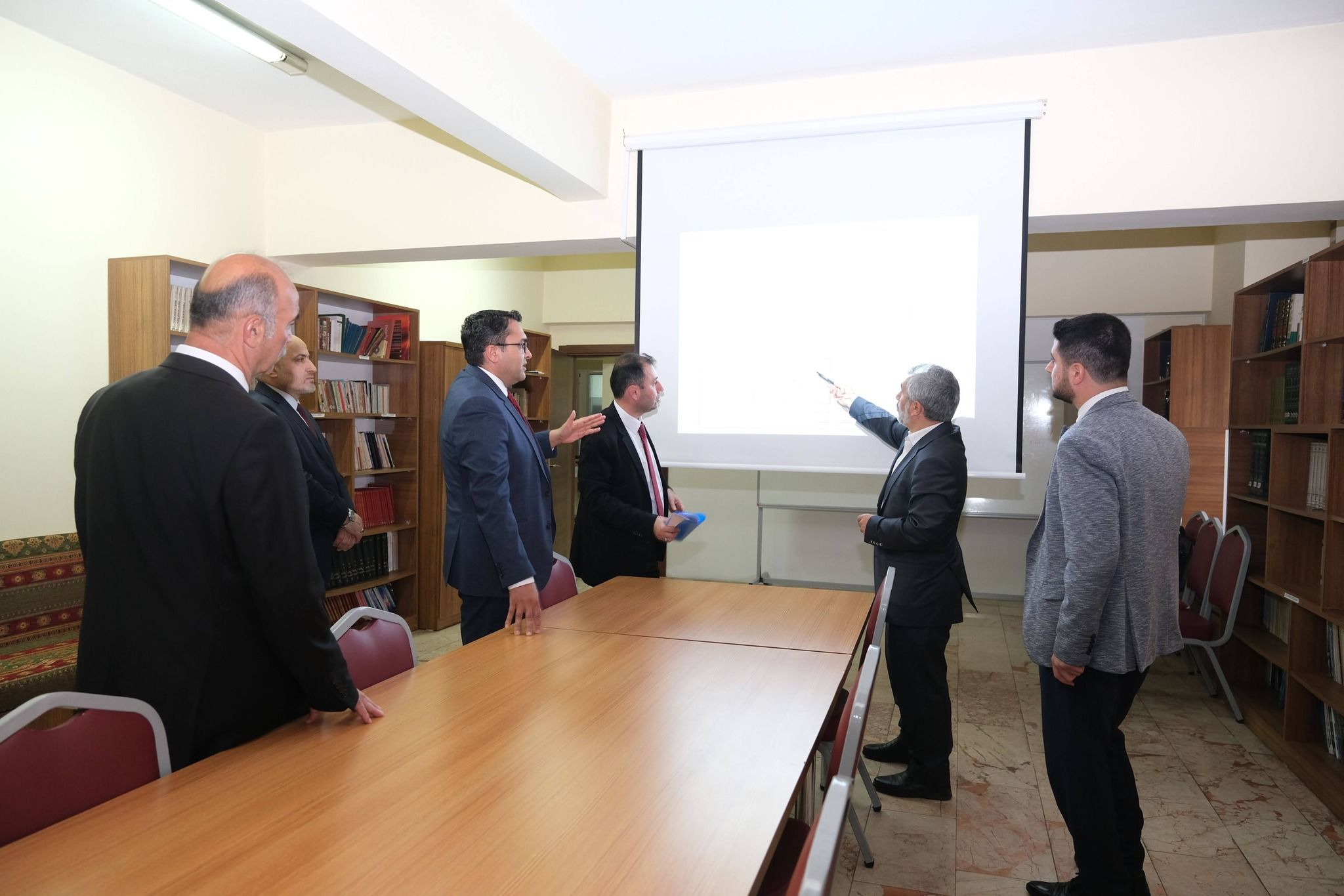 Erzincan’da Dini İhtisas Merkezi’nin Kapasitesinin Artırılması Üzerine İstişare Yapıldı