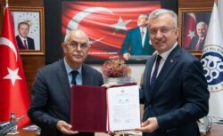EBYÜ ve BDÜ Kazak Filiali Arasında İşbirliği Protokolü İmzalandı