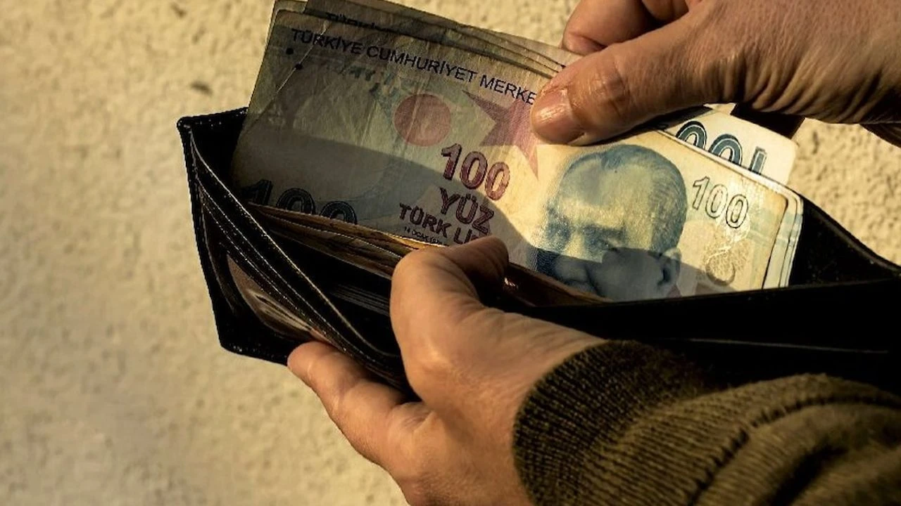 Türkiye’deki emekliler için müjdeli haberlerimiz var! Ziraat Bankası, emeklilere özel