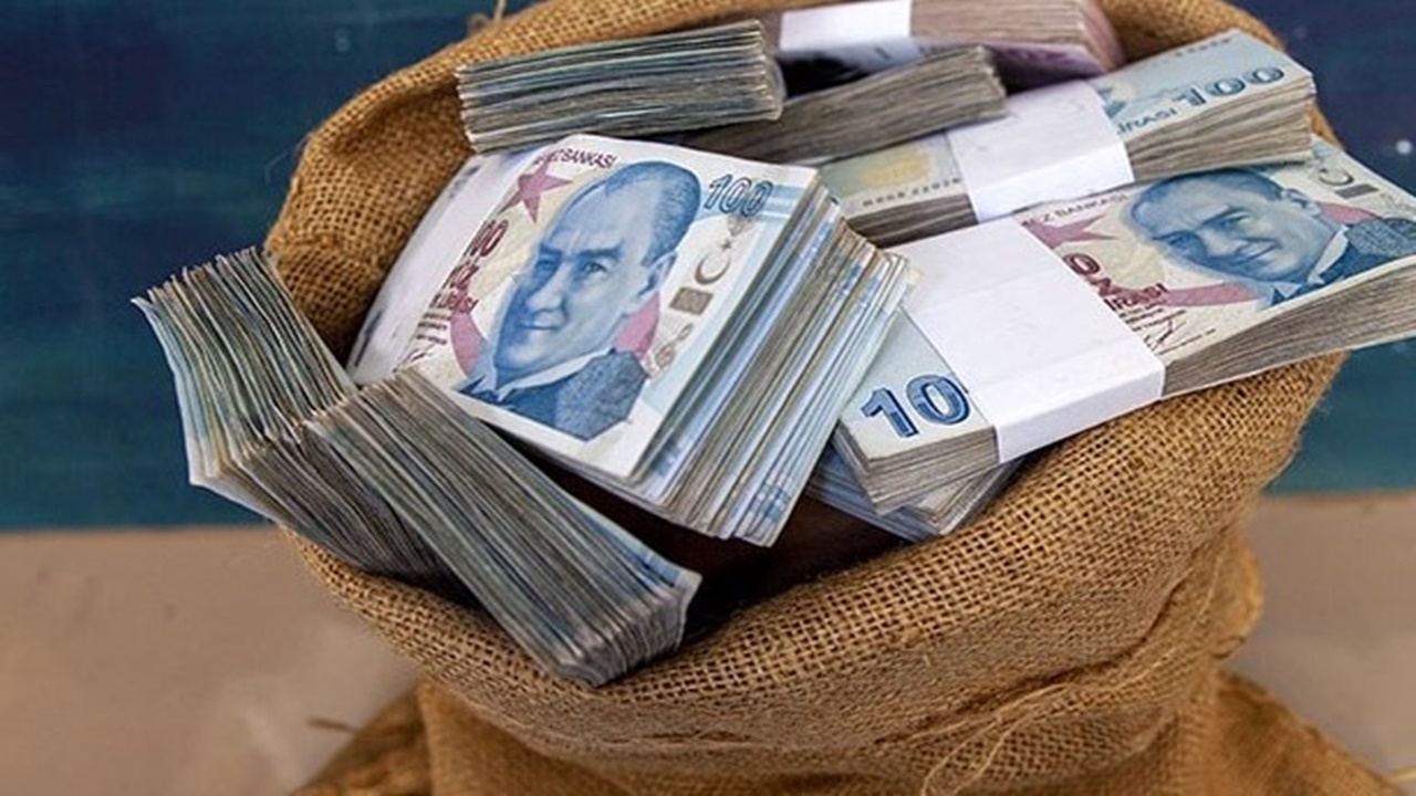 Temmuz ayı, ekonomik açıdan bereketli geldi. Akbank, Denizbank ve Garanti
