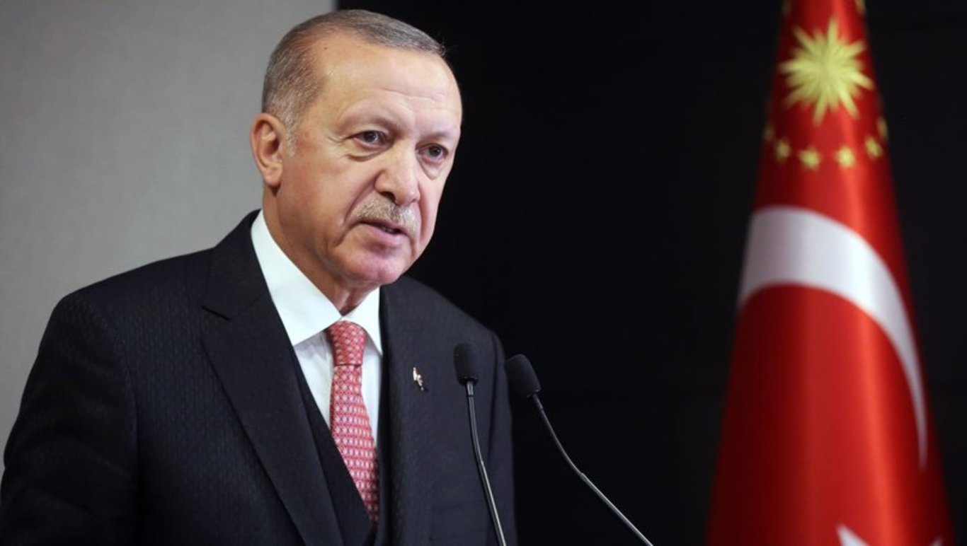EYT yasasının yürürlüğe girmesiyle yaş şartı ortadan kalkmış, prim gün