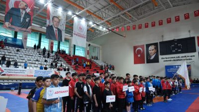 Erzincan, U15 Türkiye Güreş Grup Müsabakalarına ev sahipliği yapıyor.